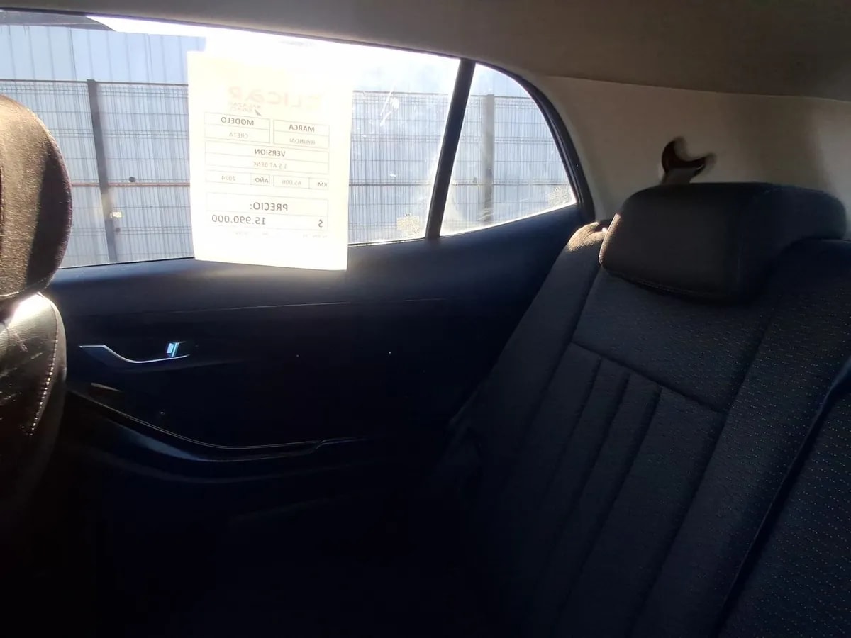 Hyundai Creta 1.5 Plus Su2i 4x2 Cvt At 5p año 2024