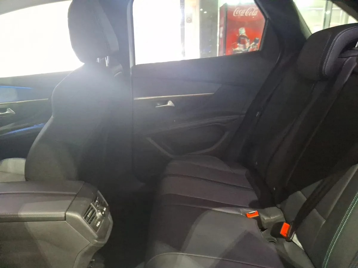 Peugeot 3008 1.6 Allure Pack Thp 165 4x2 Eat6 5p año 2023