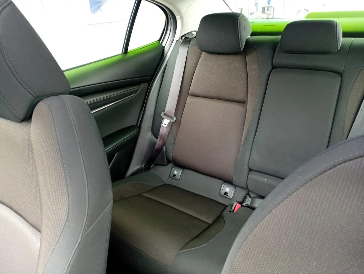 Mazda 3 2.0 V 4x2 Sdn 6at 4p año 2023