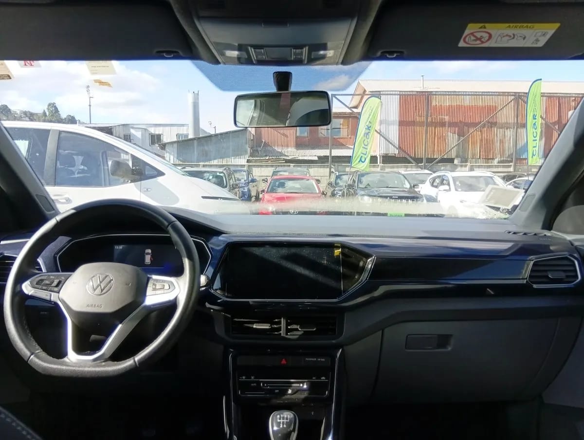 Volkswagen T-Cross 1.0 Tsi Comfortline 4x2 Mt5 5p año 2023