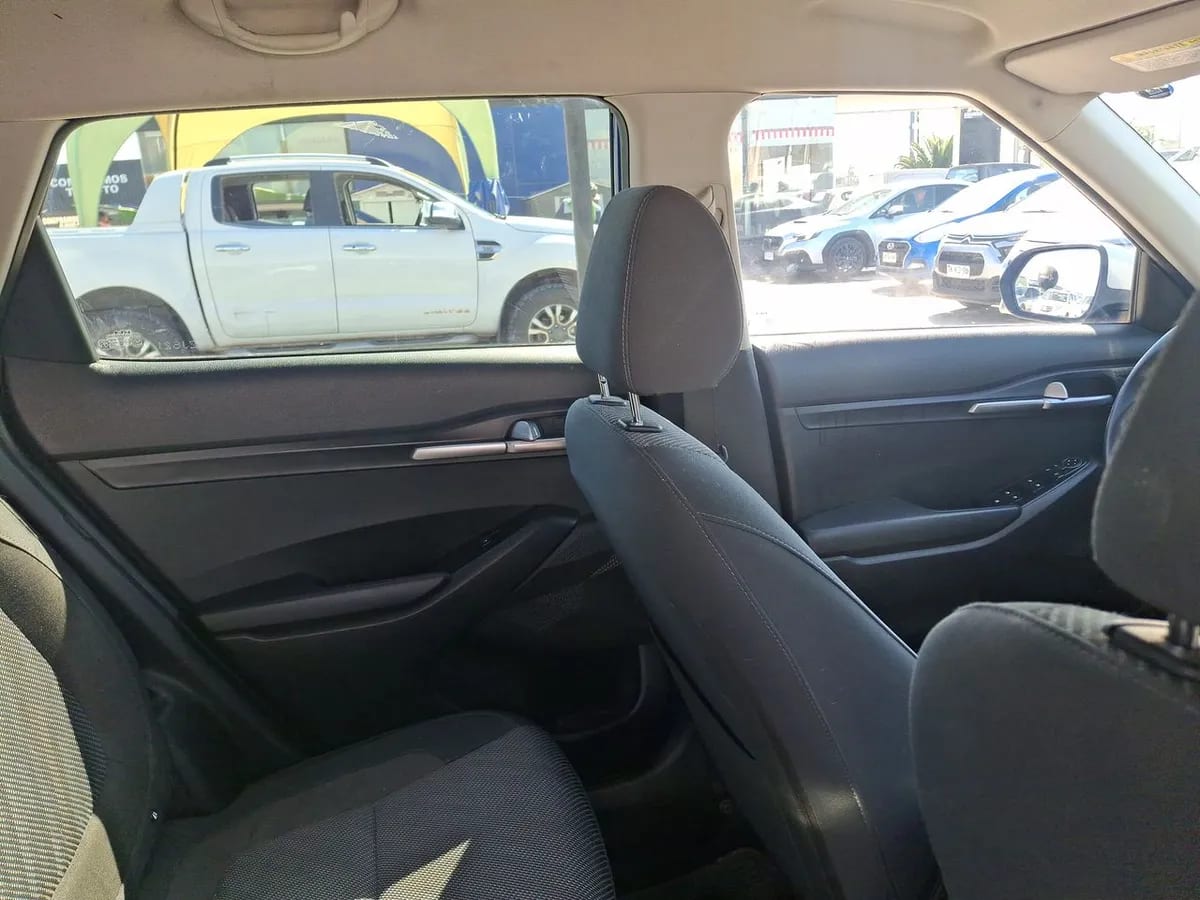 Kia Seltos 1.6 Ex Full 4x2 6mt 5p año 2022