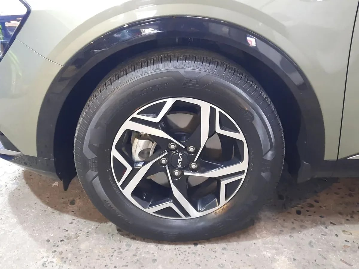 Kia Sportage 2.0 Ex Dies 2wd 8at 5p año 2025