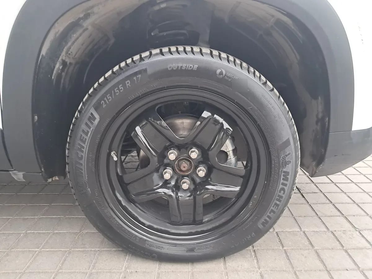Chevrolet Montana 1.2t Lt R 4x2 Mt 4p año 2025