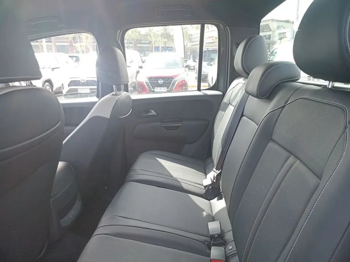 Volkswagen Amarok 3.0 Tdi Highline 4motion Diesel Awd Dob. Cab. At 4p año 2026