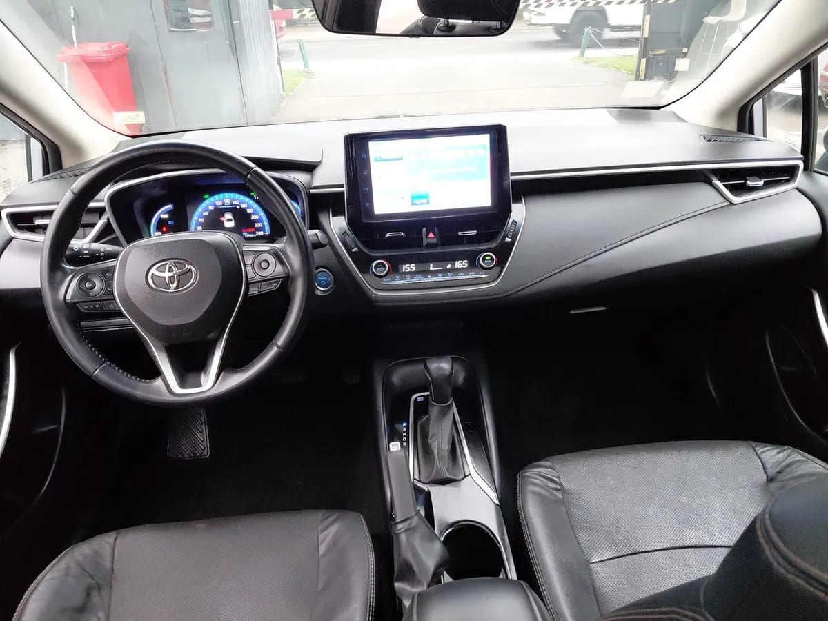 Toyota Corolla 1.8 Seg 4x2 Cvt At 4p año 2023