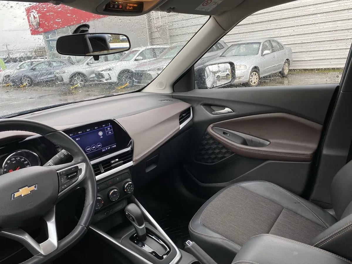 Chevrolet Montana 1.2t Ltz S 4x2 At 4p año 2025