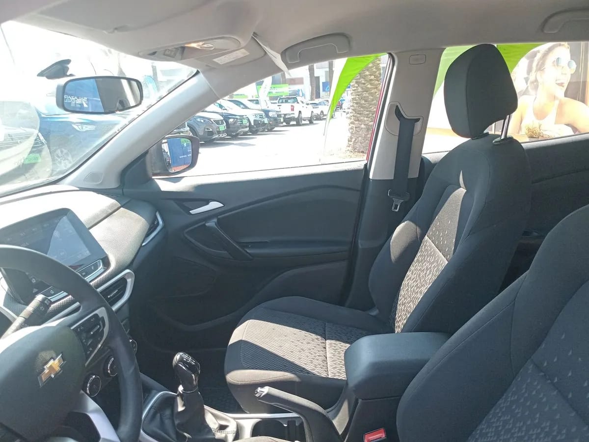 Chevrolet Tracker 1.2t Ls Fwd Mt 5p año 2022