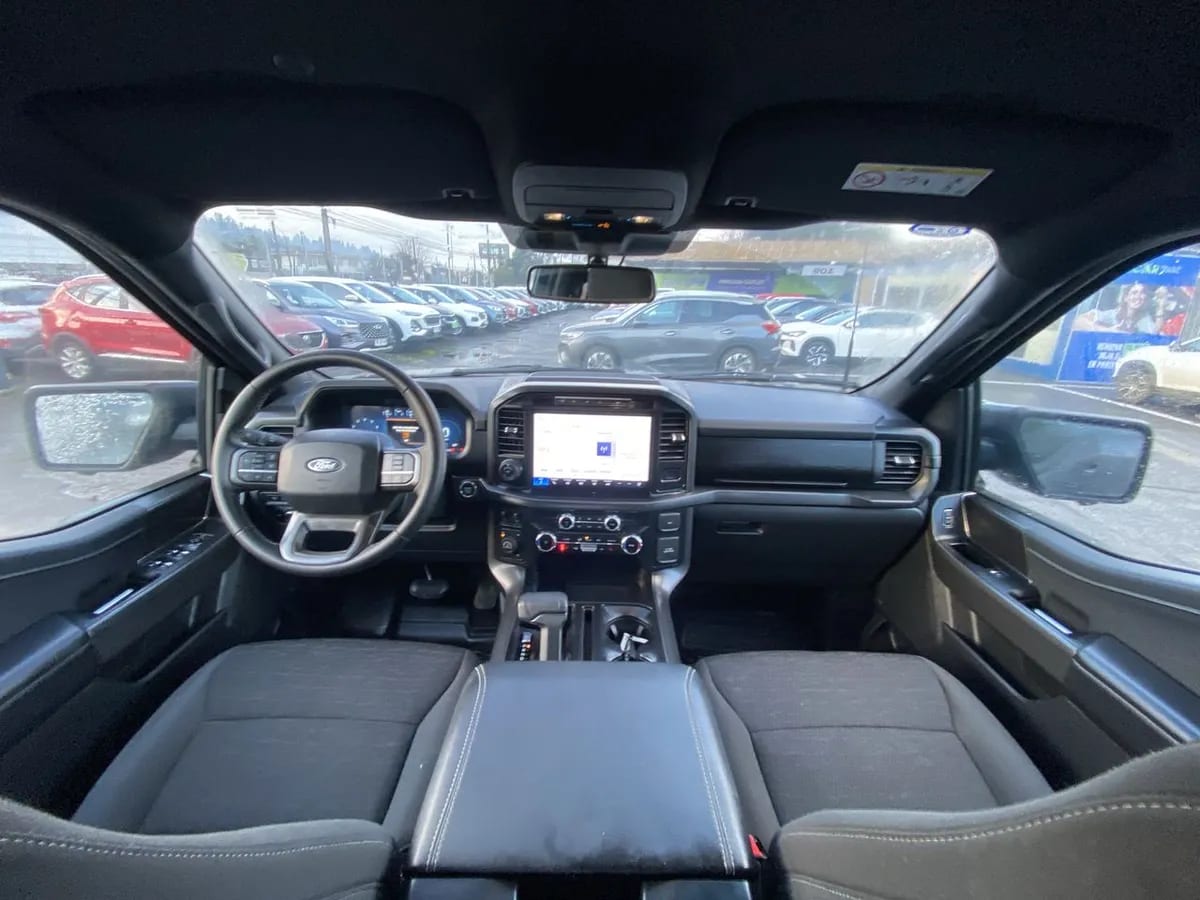Ford F-150 5.0 Xlt Cc Dob. Cab. 4x4 At 4p año 2025