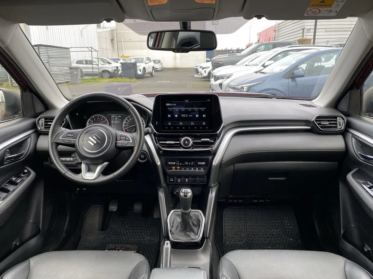 Suzuki Grand Vitara 1.5 Glx Hybrid 4x2 Mt 5p año 2023