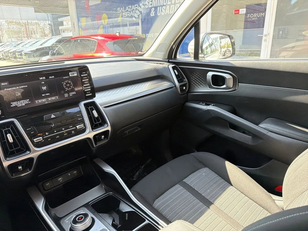 Kia Sorento 2.2 Ex Diesel 2wd Dct At8 5p año 2024