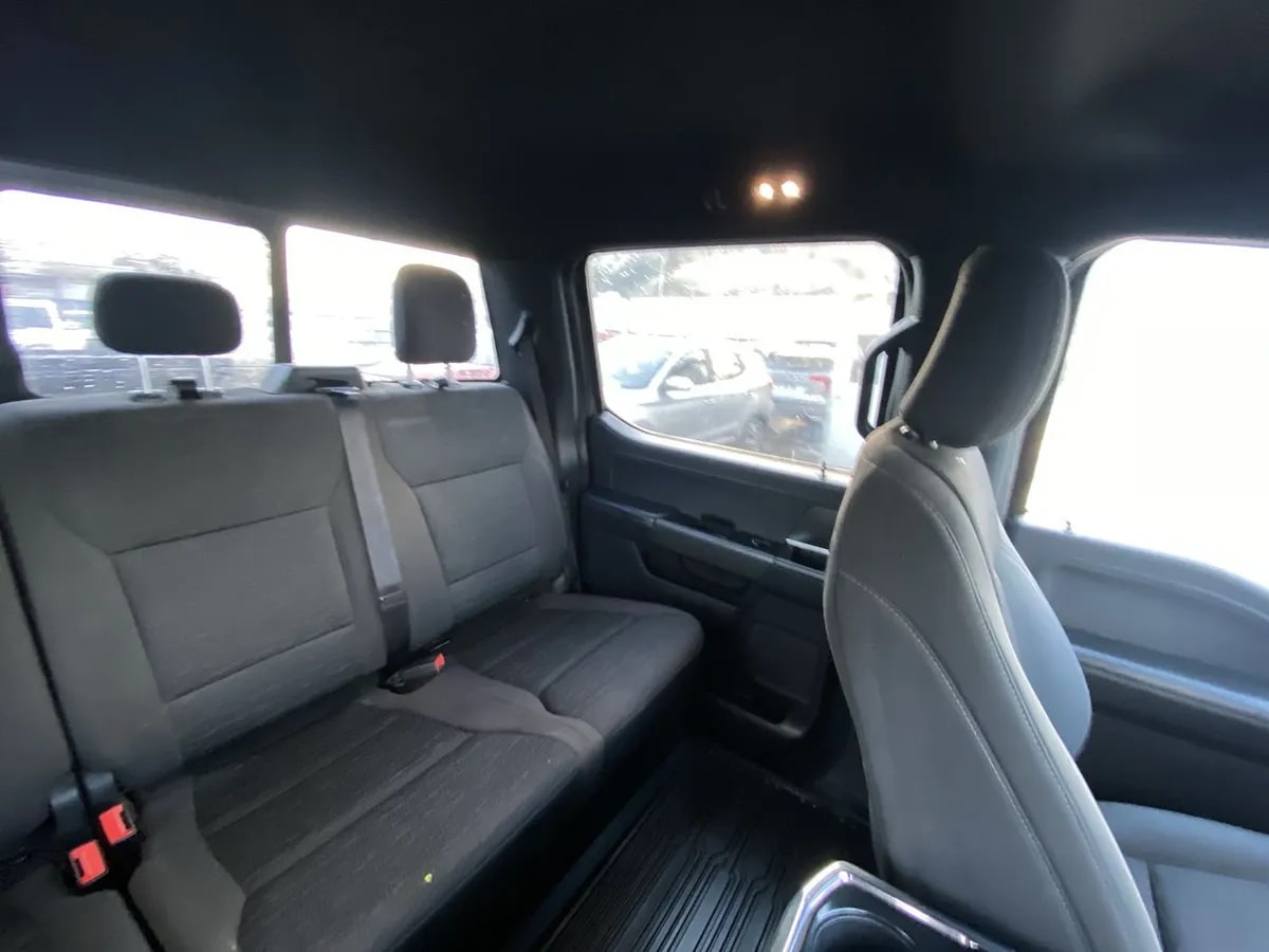 Ford F-150 5.0 Xlt Cc Dob. Cab. 4x4 At 4p año 2025