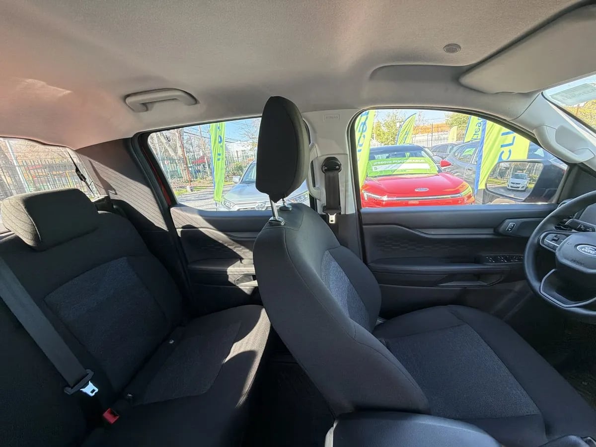 Ford Ranger 2.0 Xls Diesel 4x2 Dob. Cab. Mt 4p año 2024
