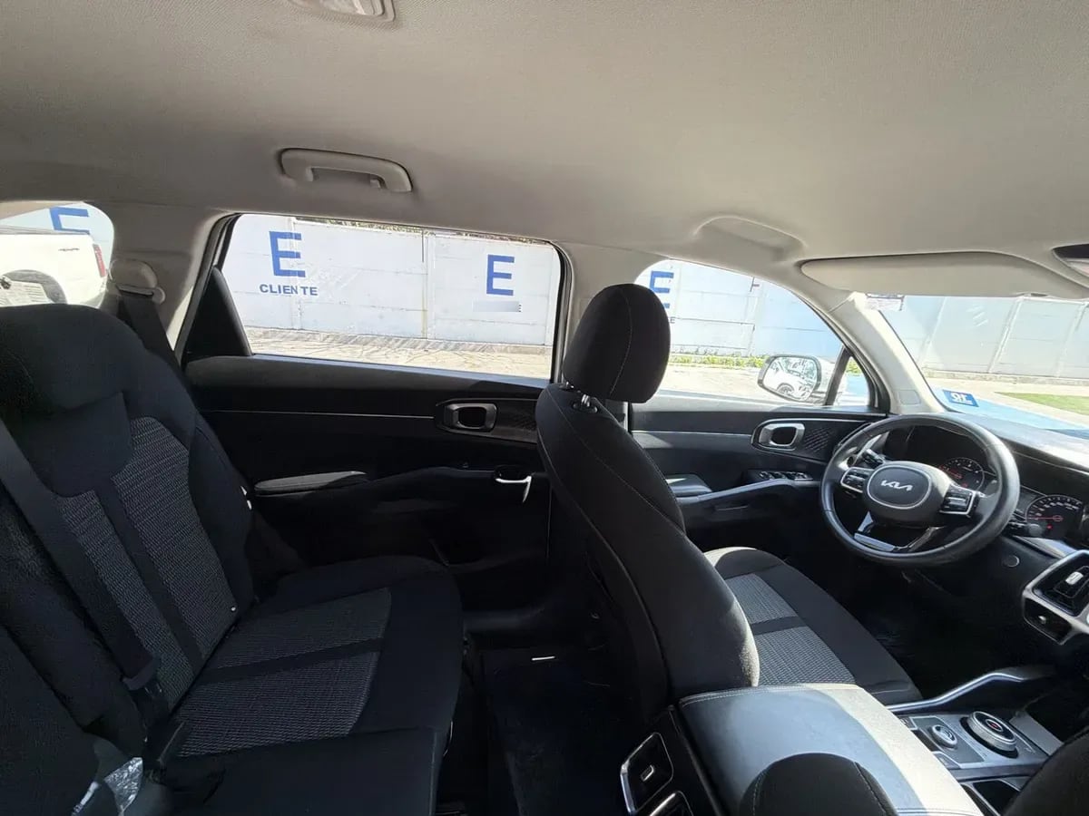 Kia Sorento 2.2 Ex Diesel 2wd Dct At8 5p año 2024