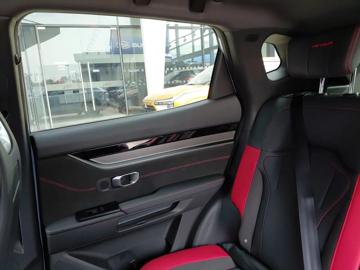Jetour Dashing 1.6t Gdi Limited 4x2 Dct At 5p año 2026