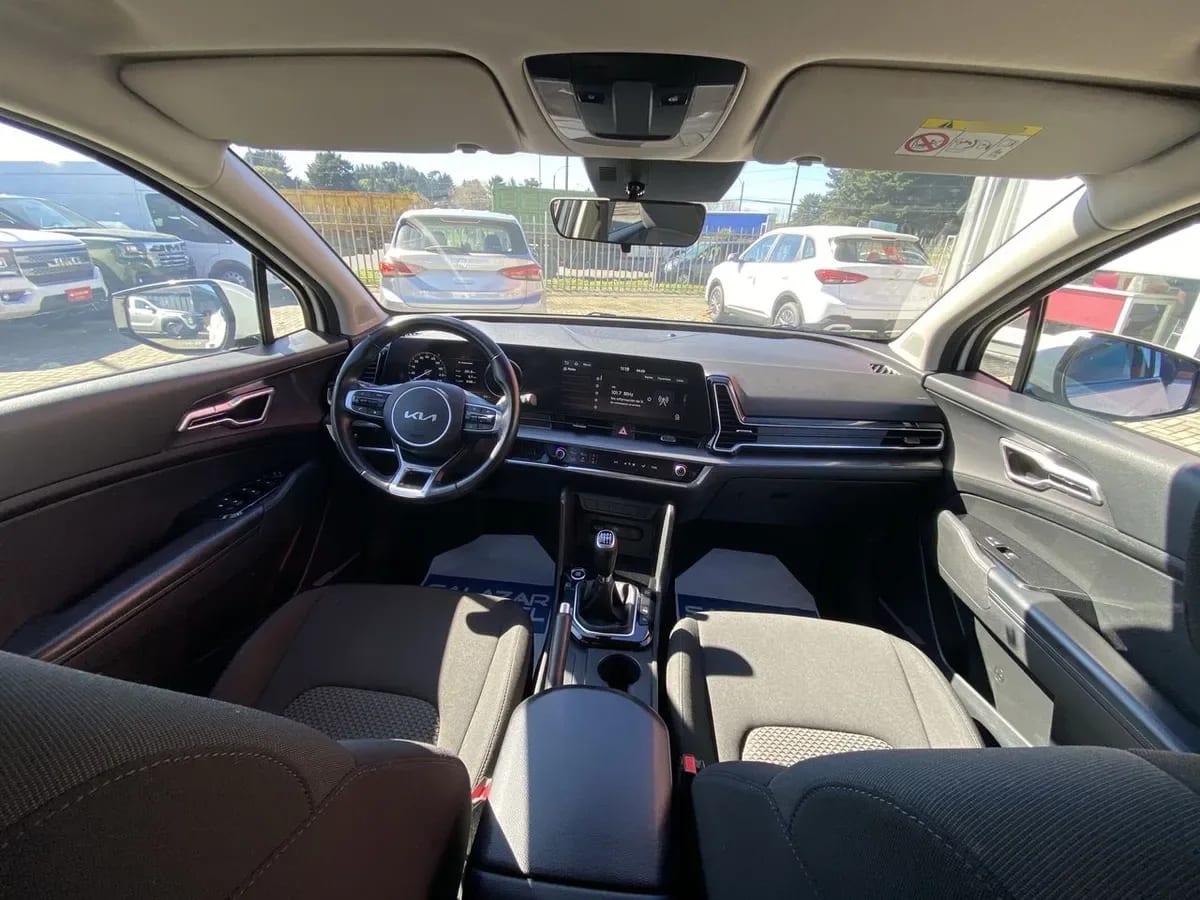 Kia Sportage 2.0 Ex 2wd 6mt 5p año 2022