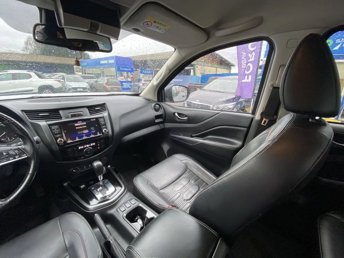 Nissan Navara 2.3d Pro4x Diesel 4x4 Dob.cab. At 4p año 2023