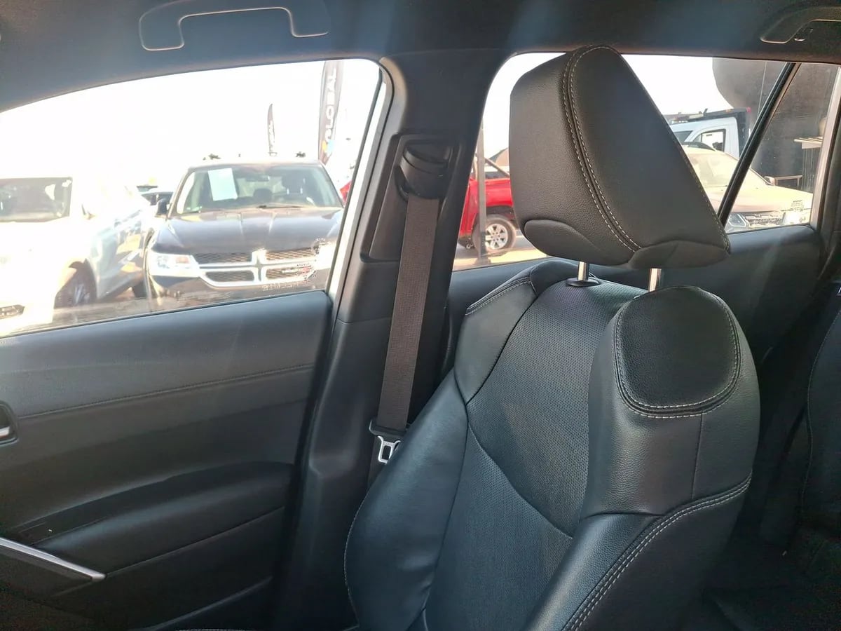Toyota Corolla Cross 2.0 Xei 4x2 Cvt At 5p año 2022