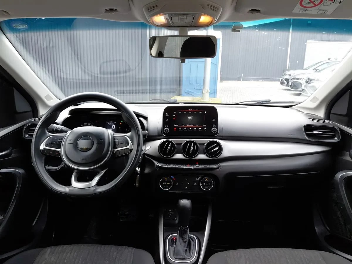 Fiat Cronos 1.8 Drive 4x2 At 4p año 2022