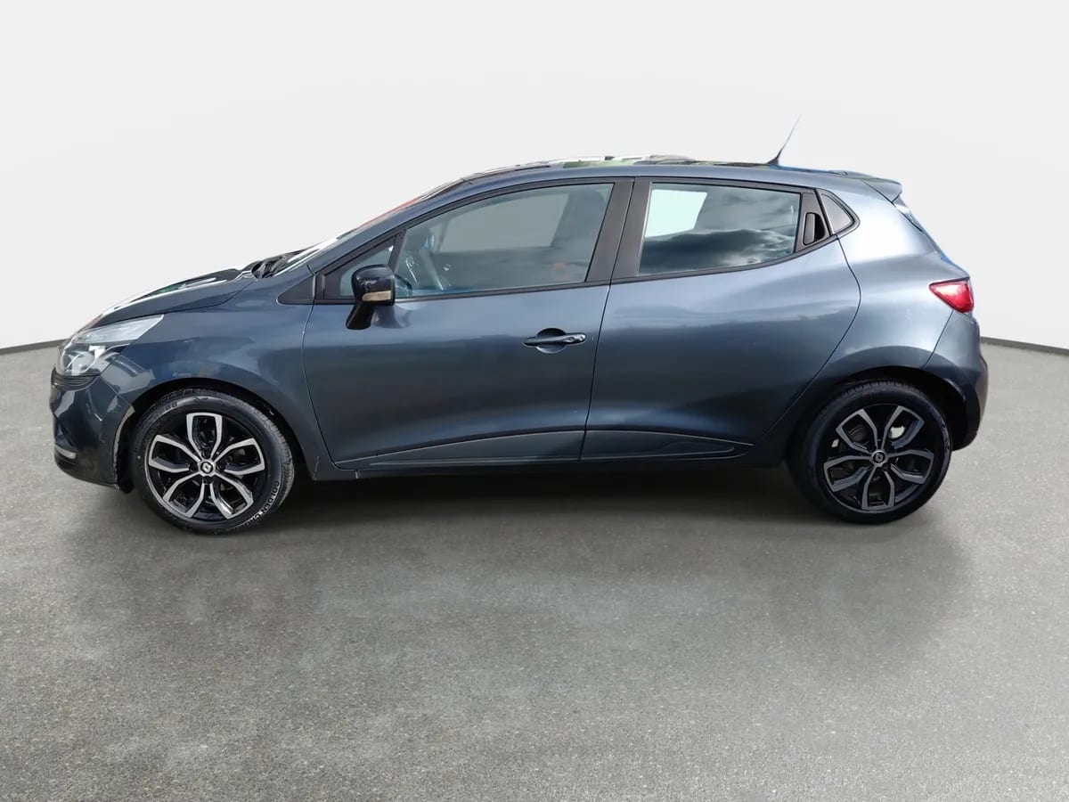 Renault Clio 0.9t Expression 4x2 Hb Mt 5p año 2020