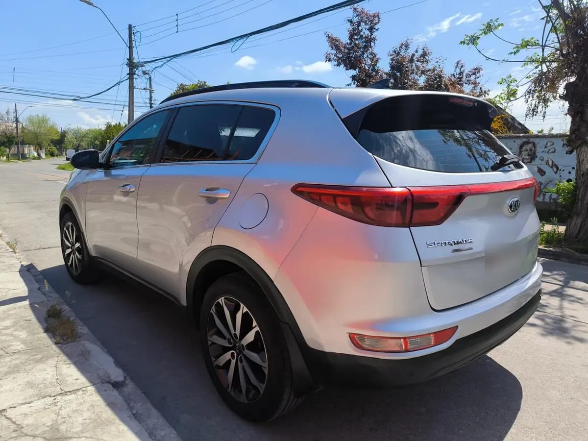 KIA MOTORS SPORTAGE 2.0 Ex Gsl 4x2 Special Pack Mt año 2018