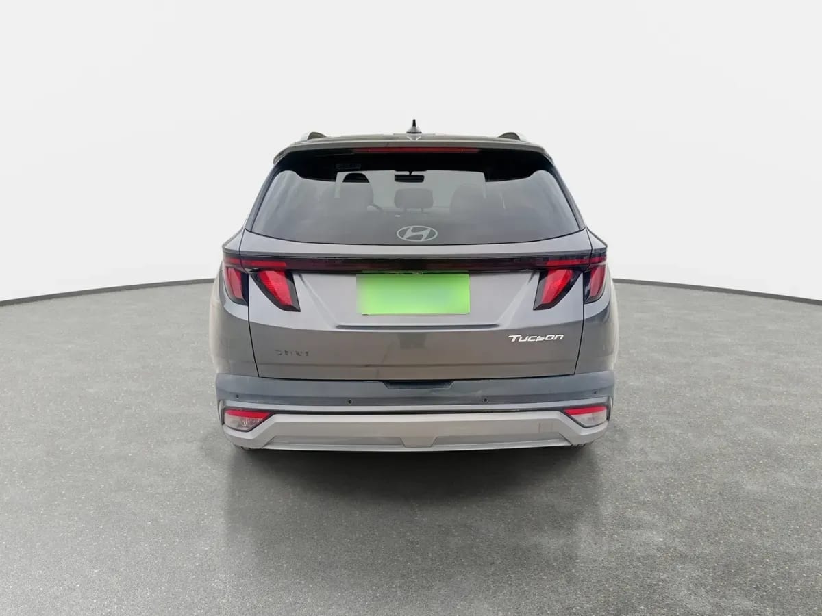 Hyundai Tucson 2.0 Nx4 Plus Fl Diesel 4wd At 5p año 2025