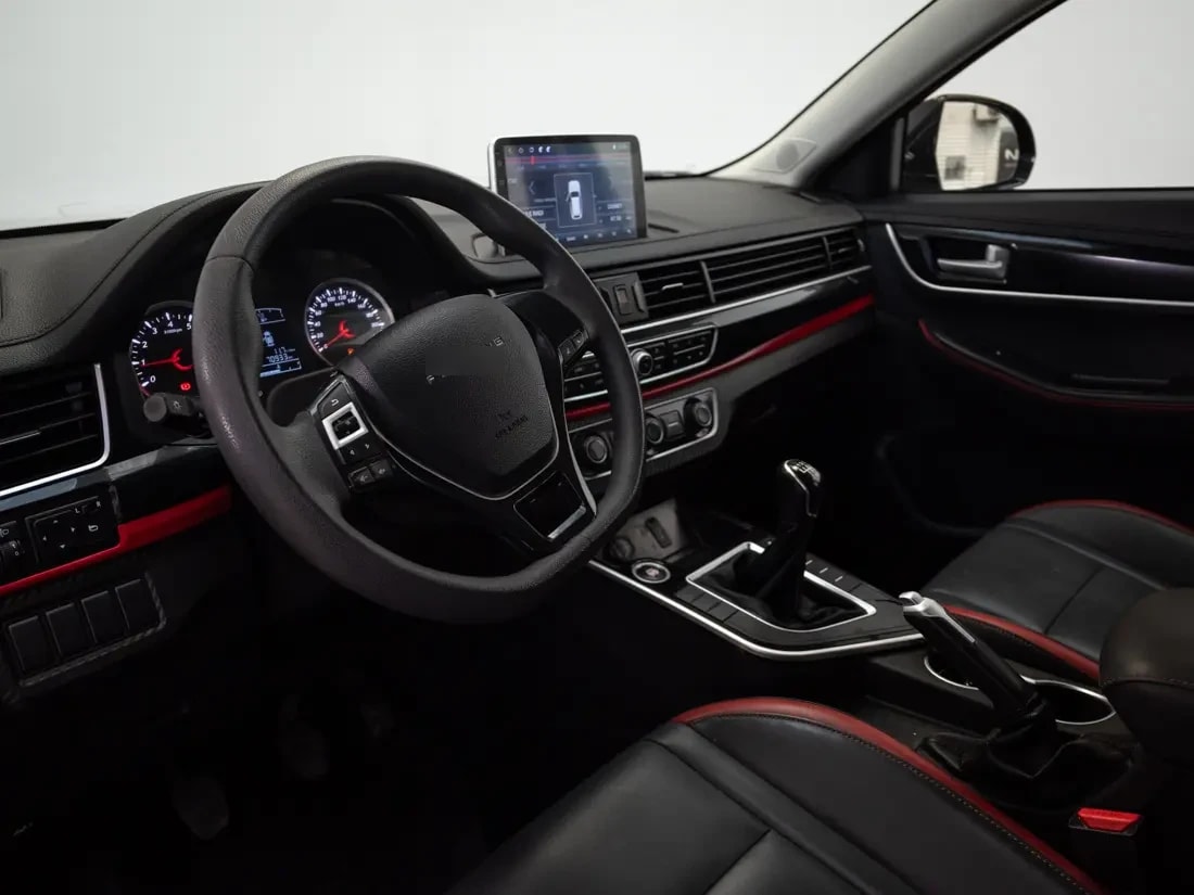 Dongfeng T5 Mt año 2024