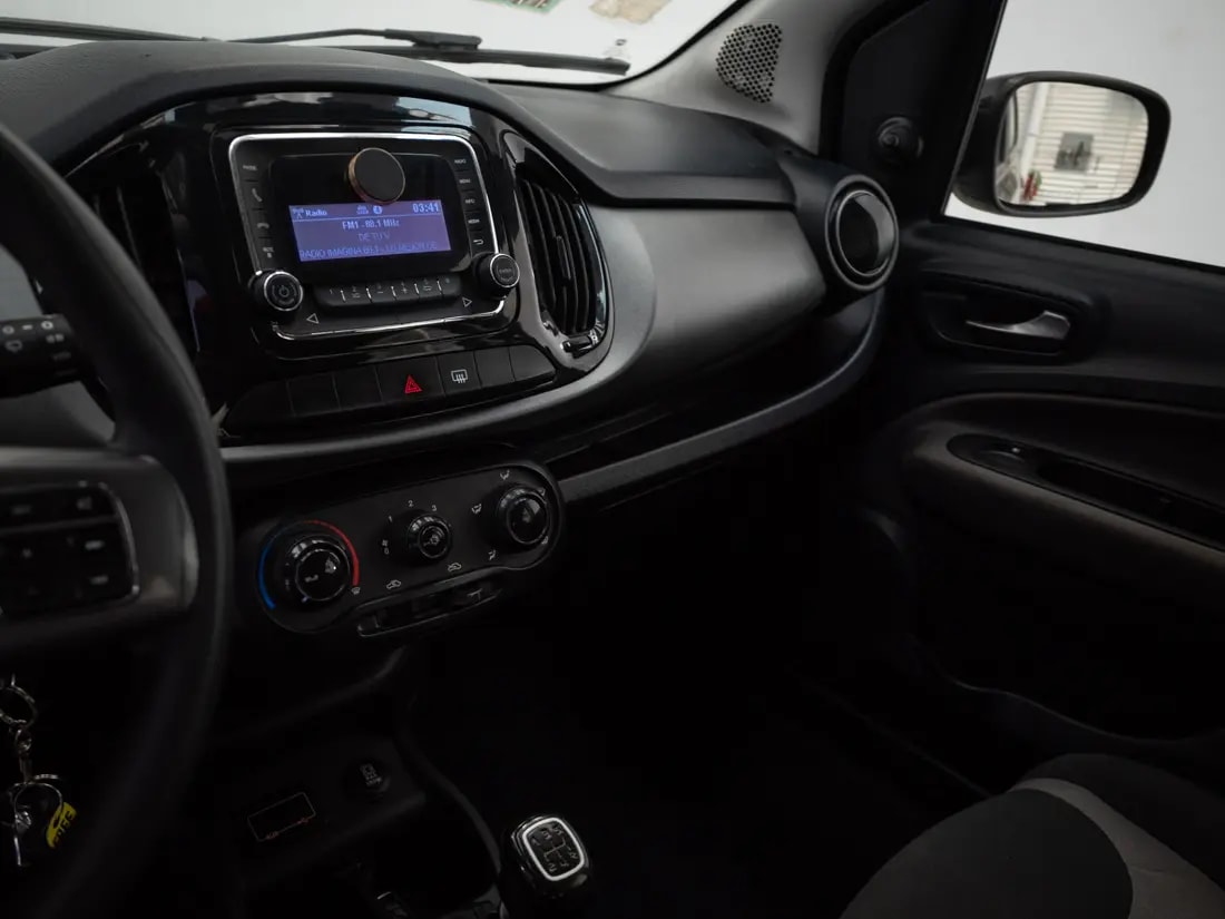 Fiat Uno Uno 1.4 Way Evo Aa Fl Mt año 2018