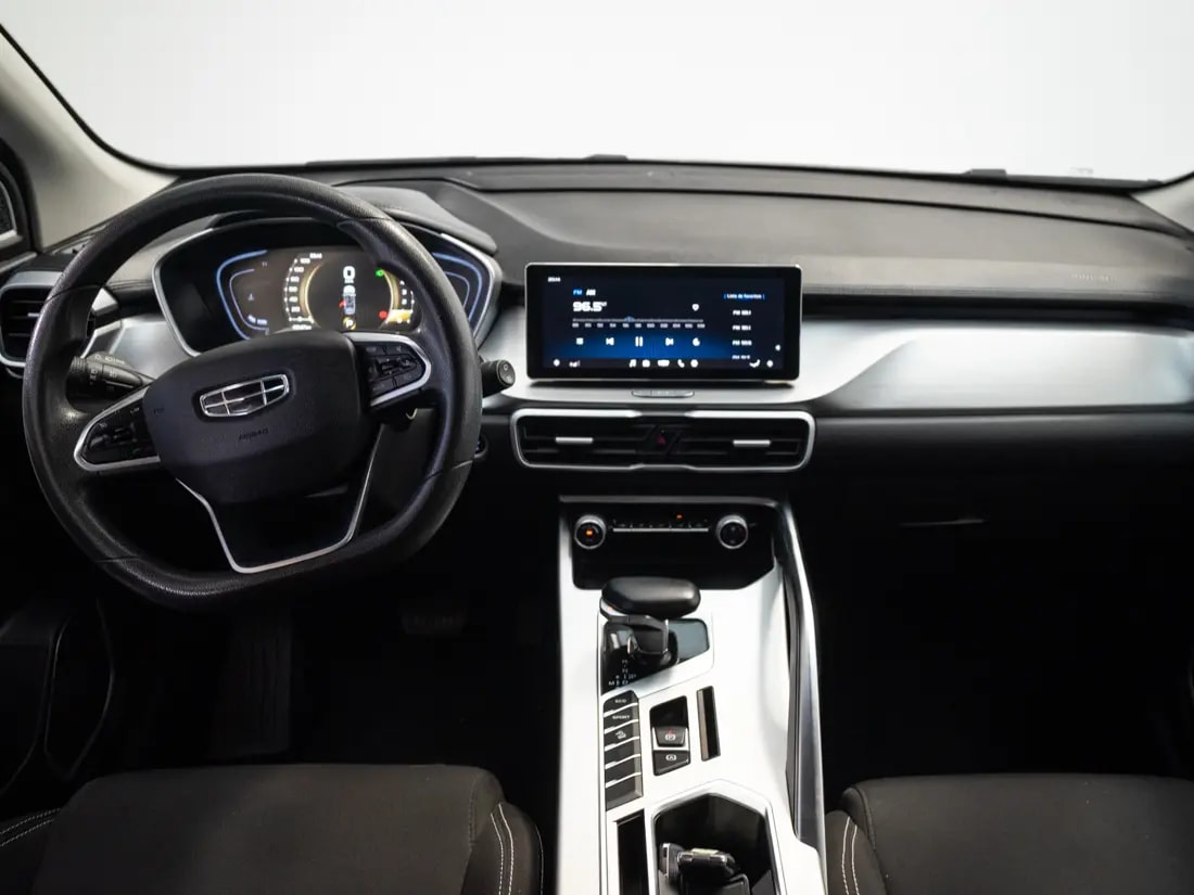 Geely Coolray 1.5 Comfort 7dct At año 2023