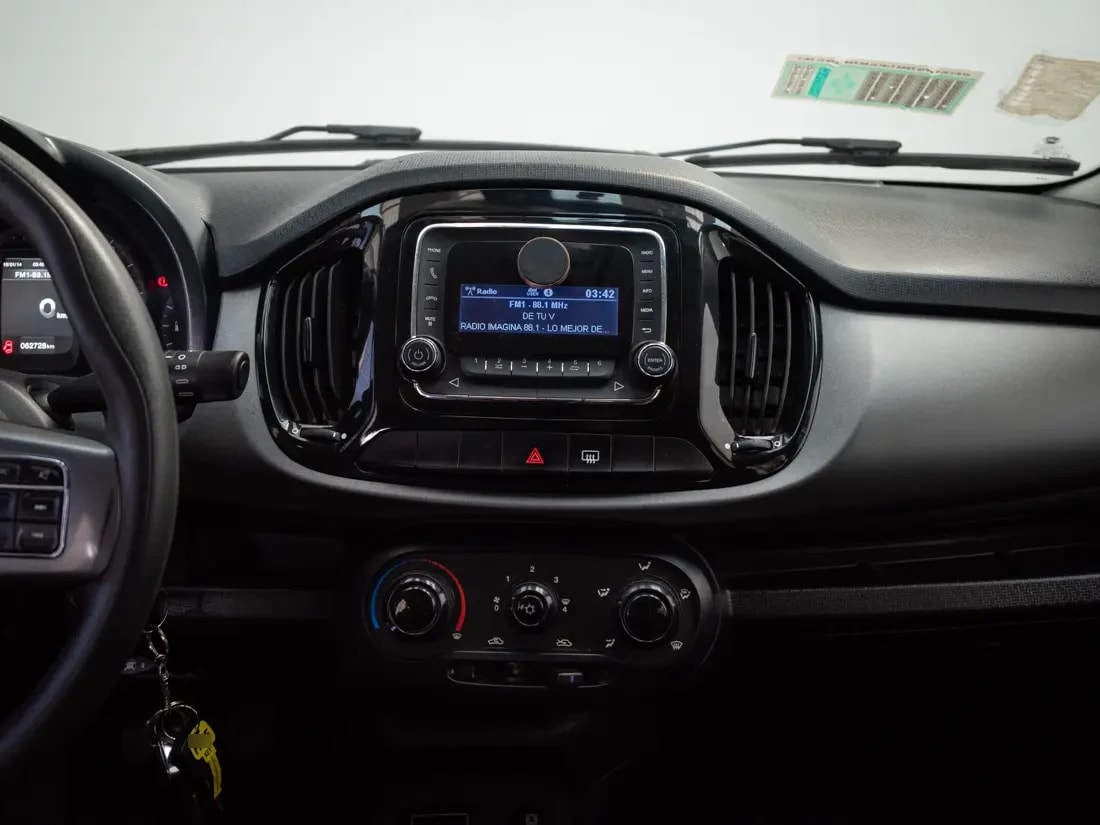 Fiat Uno Uno 1.4 Way Evo Aa Fl Mt año 2018