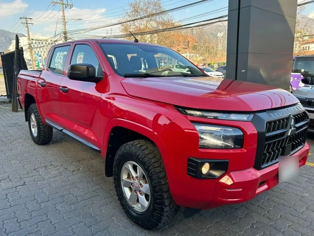 Mitsubishi L200 Katana Xrt 4x4 2.4 año 2024