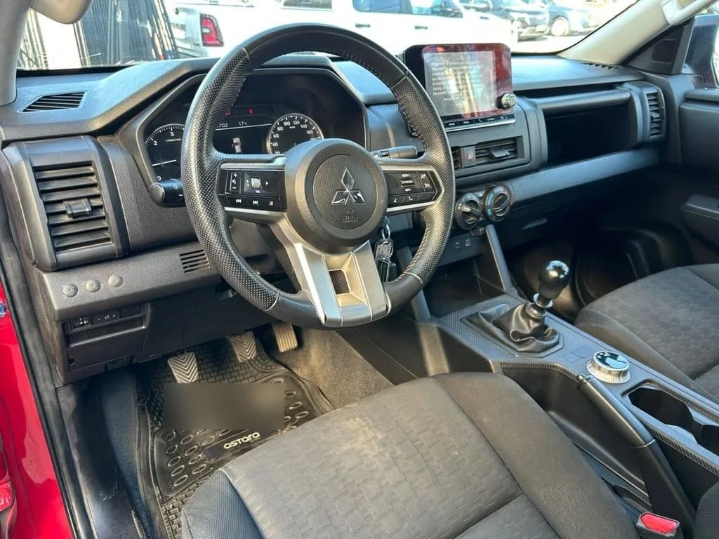 Mitsubishi L200 Katana Xrt 4x4 2.4 año 2024