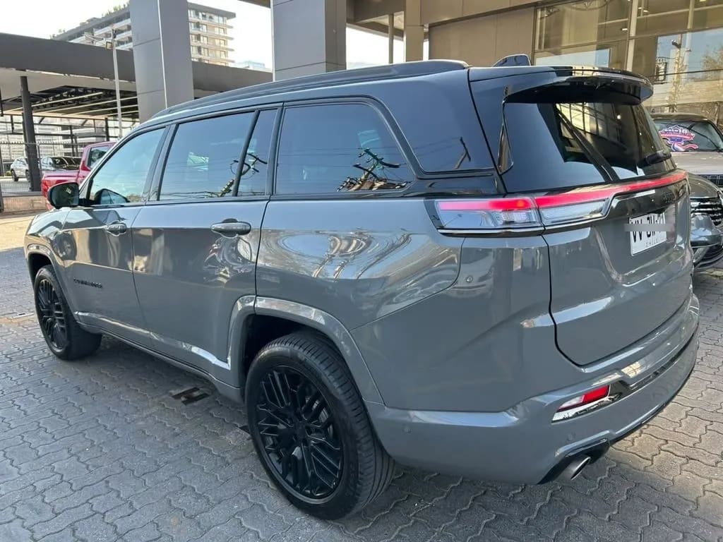 Jeep Commander Blackhawk 4x4 2.0 Aut año 2026