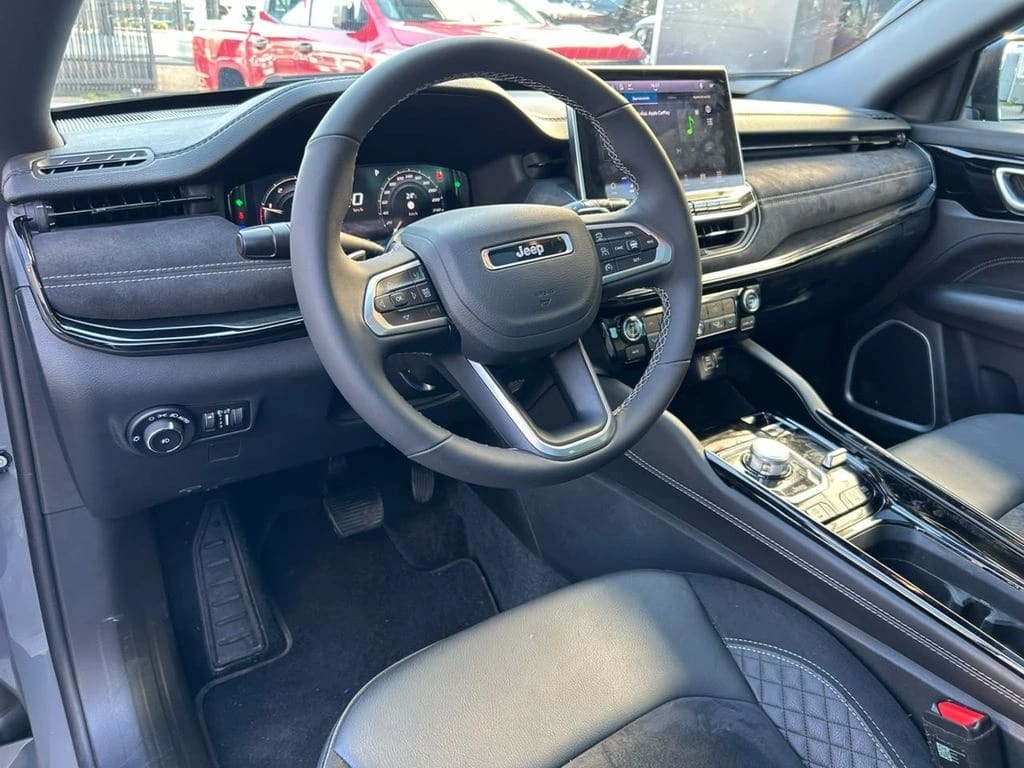 Jeep Commander Blackhawk 4x4 2.0 Aut año 2026