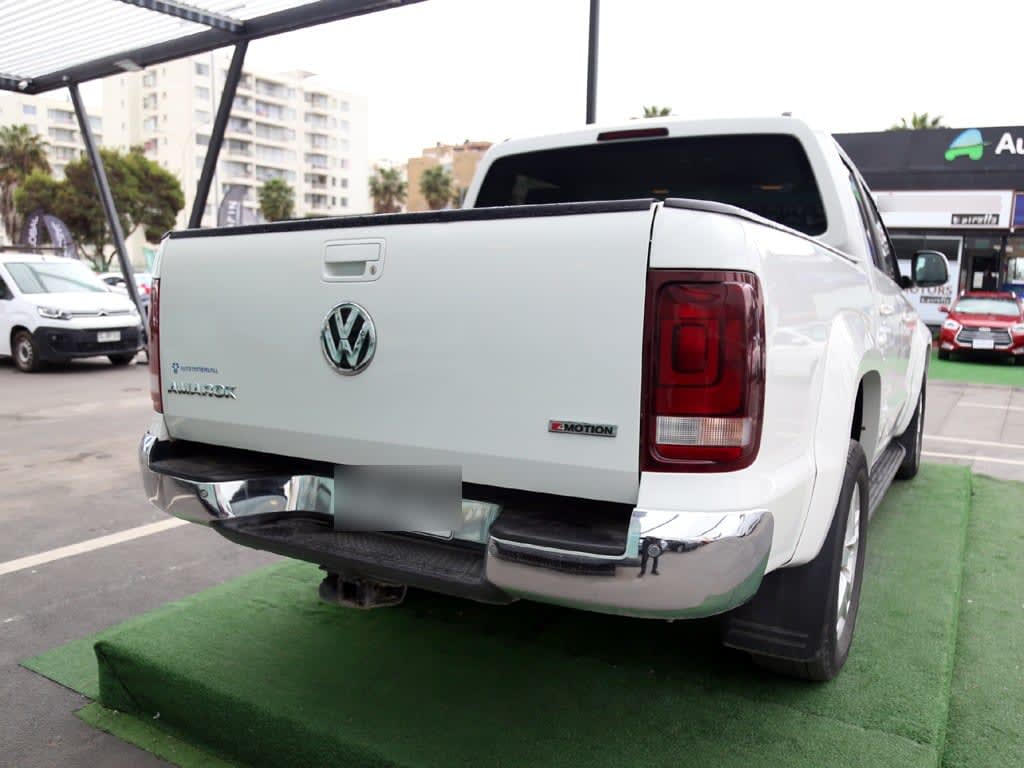 Volkswagen Amarok Highline 2.0 At 4x4 año 2023