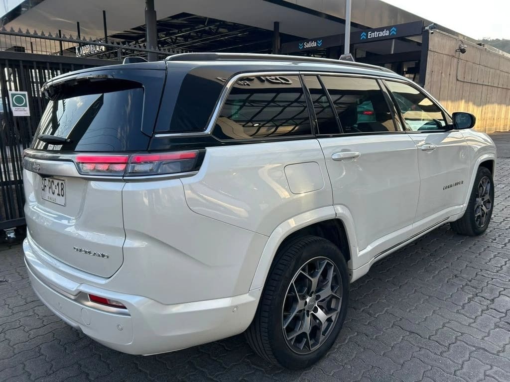 Jeep Commander Overland 1.3 Aut año 2023
