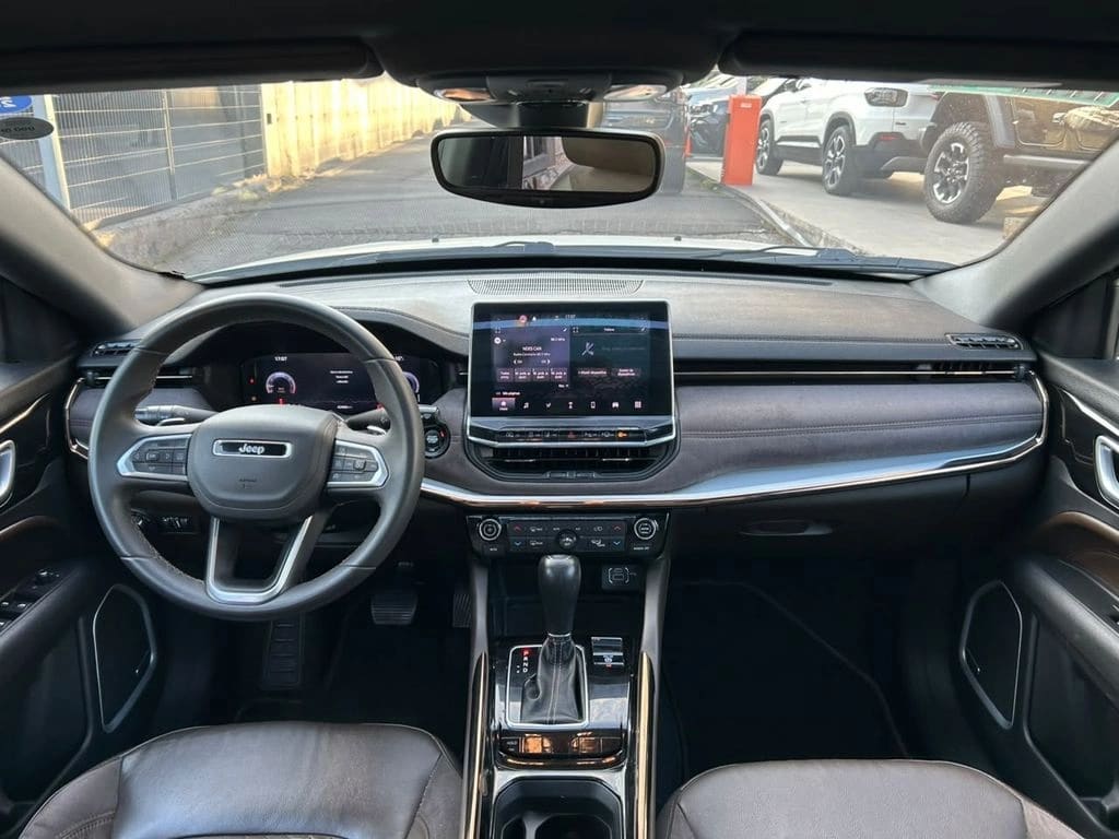 Jeep Commander Overland 1.3 Aut año 2023