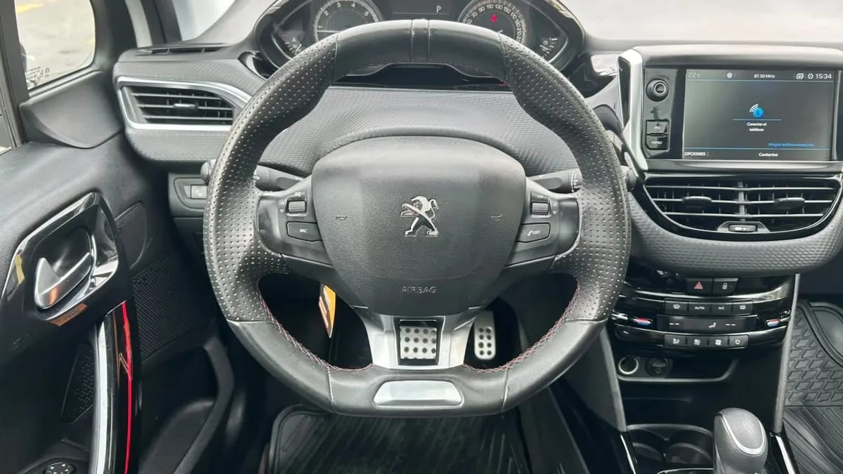 Peugeot 2008 Gt Line 1.2 Aut año 2018