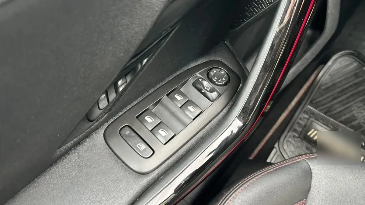 Peugeot 2008 Gt Line 1.2 Aut año 2018