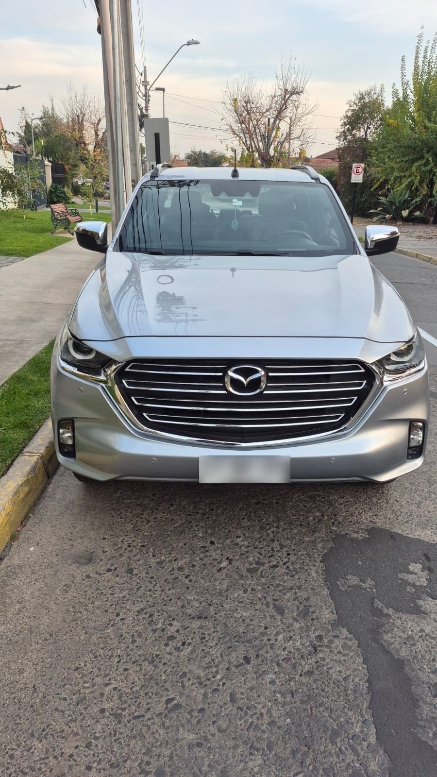 MAZDA BT-50 2.2 Dc Sdx High Mt 4x4 Diesel año 2023