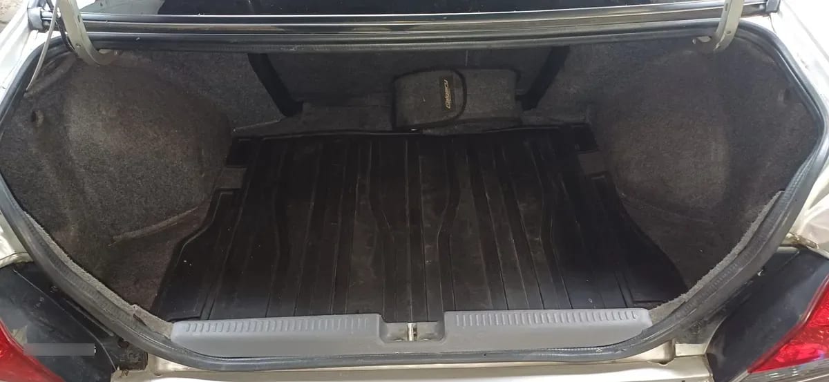 MITSUBISHI LANCER 1.6 Mt año 2008