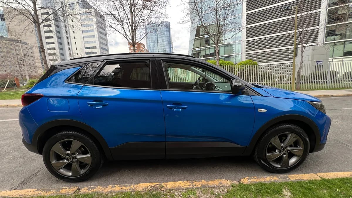 OPEL CROSSLAND 1.2t Edition At año 2023