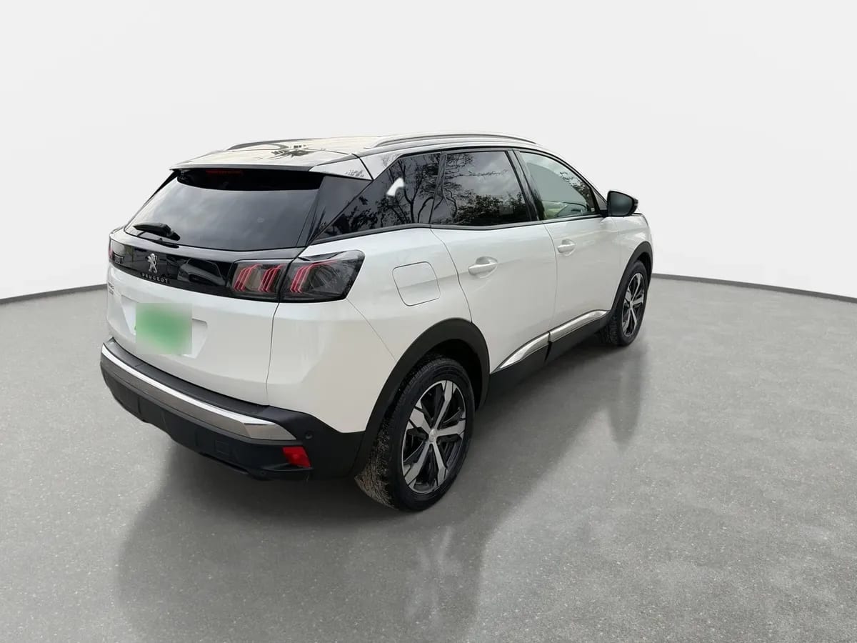 Peugeot 3008 1.5 Allure Pack Bluehdi 130 4x2 Eat8 5p año 2024