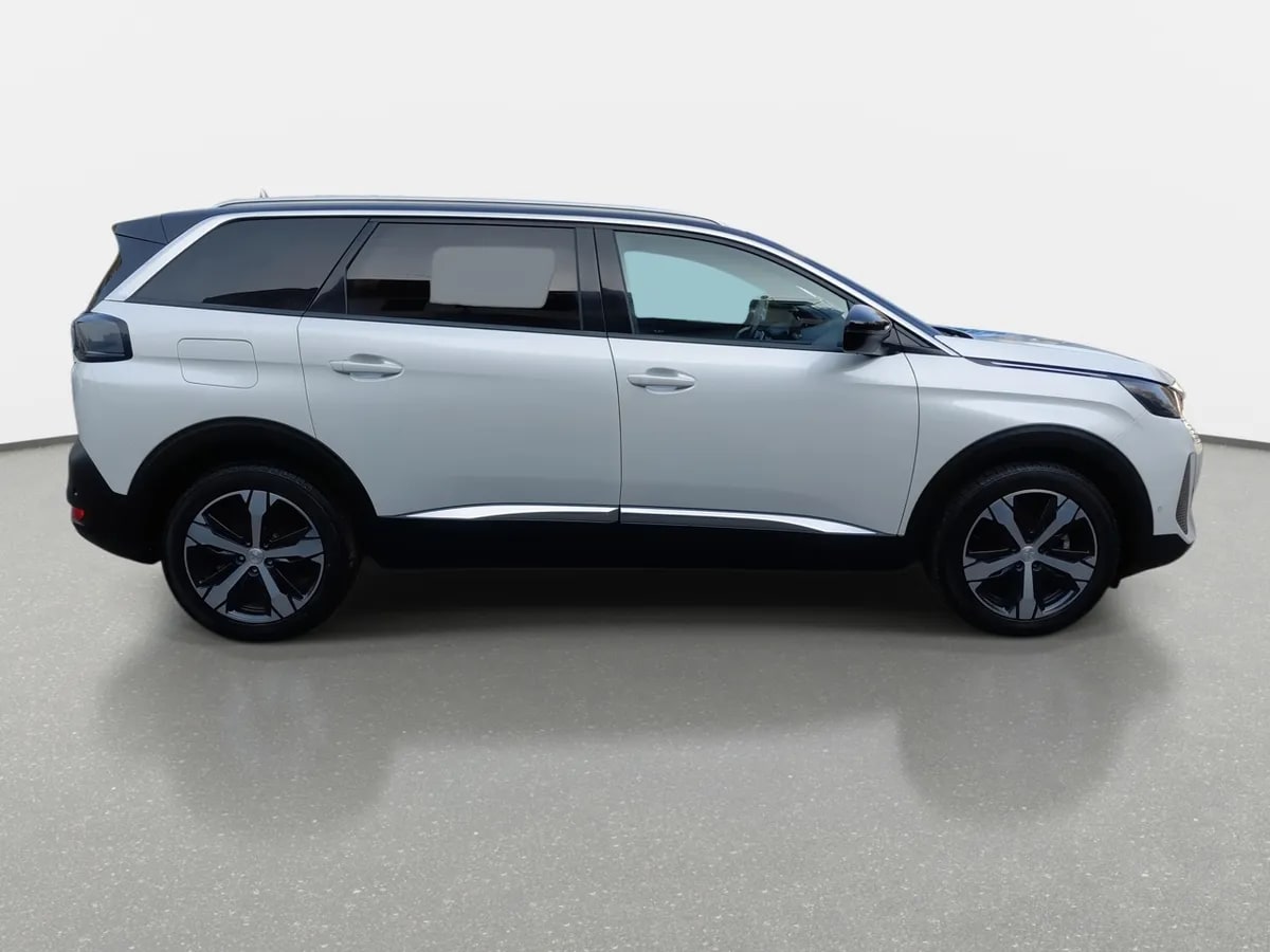 Peugeot 5008 1.5 Allure Pack Bluehdi 130 4x2 Eat8 5p año 2024