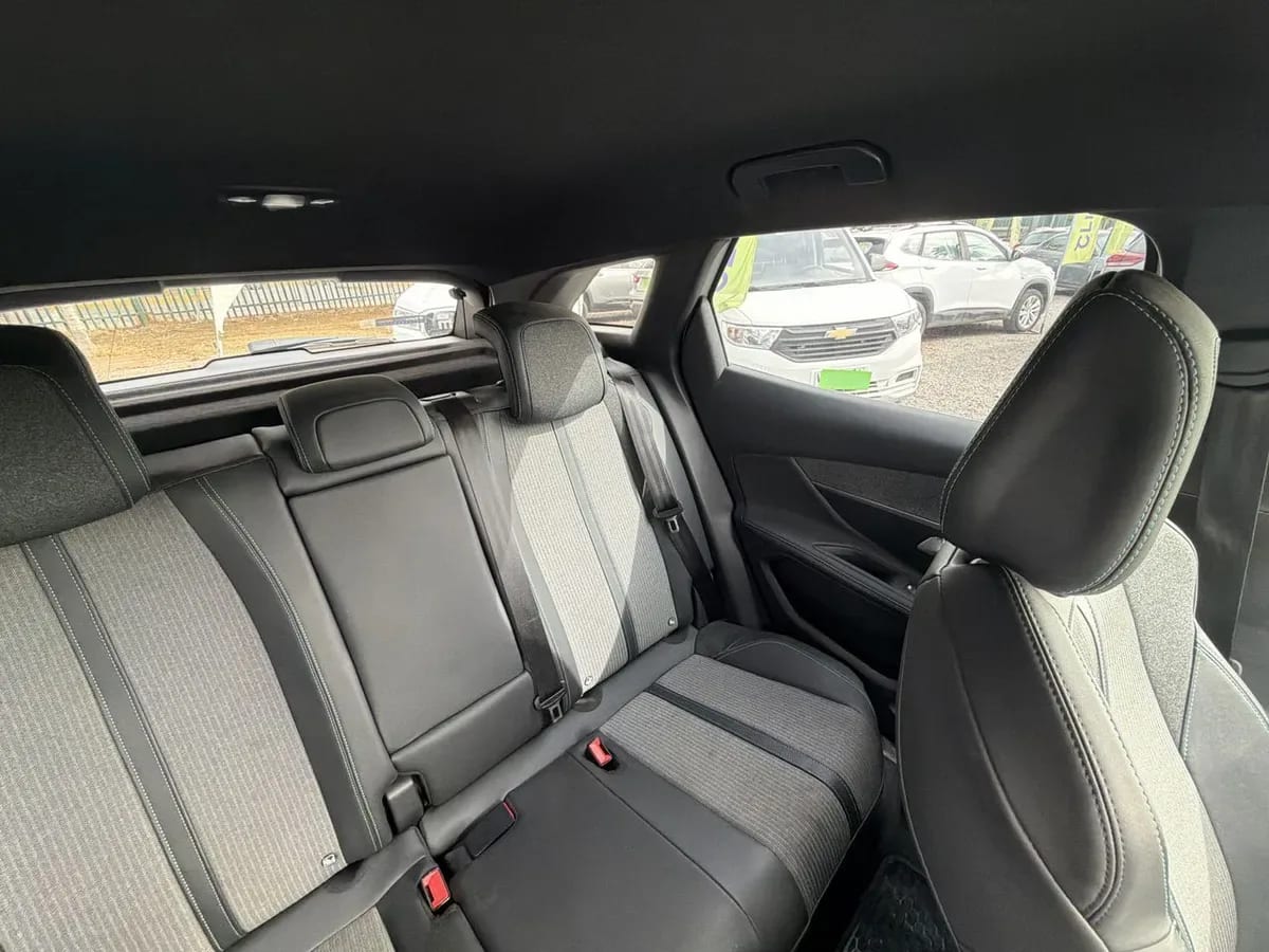 Peugeot 3008 1.5 Allure Pack Bluehdi 130 4x2 Eat8 5p año 2024