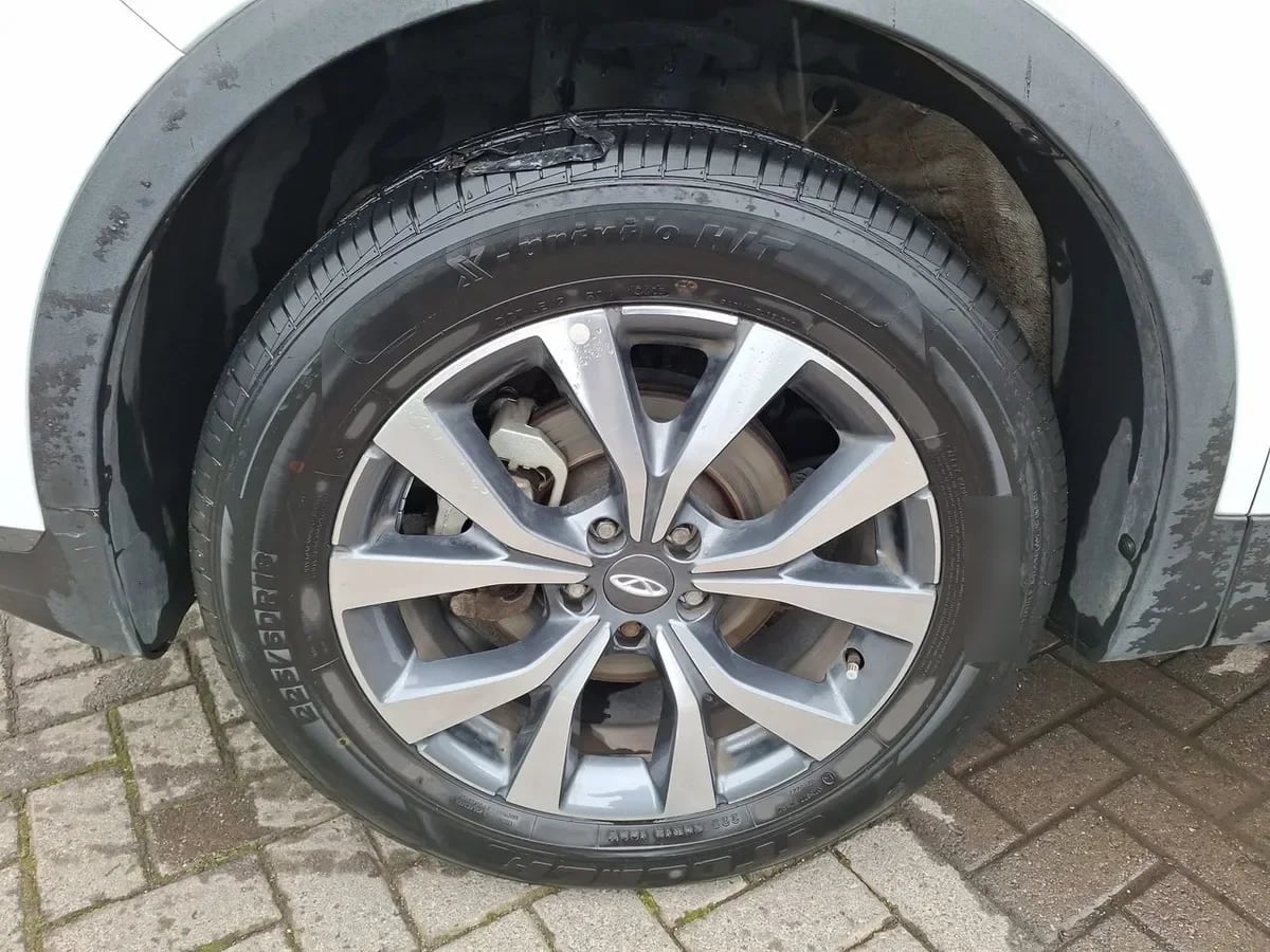 Chery Tiggo 7 Pro 1.5t Glx 4x2 Bicolor Cvt At 5p año 2023