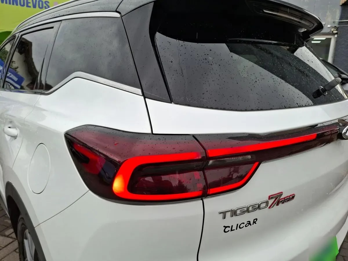 Chery Tiggo 7 Pro 1.5t Glx 4x2 Bicolor Cvt At 5p año 2023