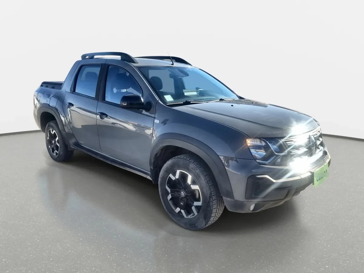Renault Oroch 1.3 Intens Dob. Cab. 4x4 Mt 4p año 2023