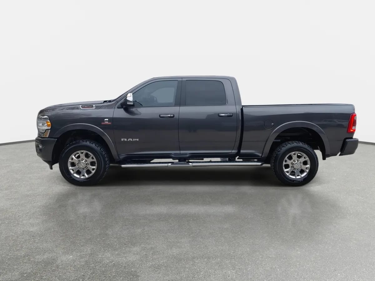 Ram 2500 6.7 Laramie 4x4 Dob. Cab. At 4p año 2021