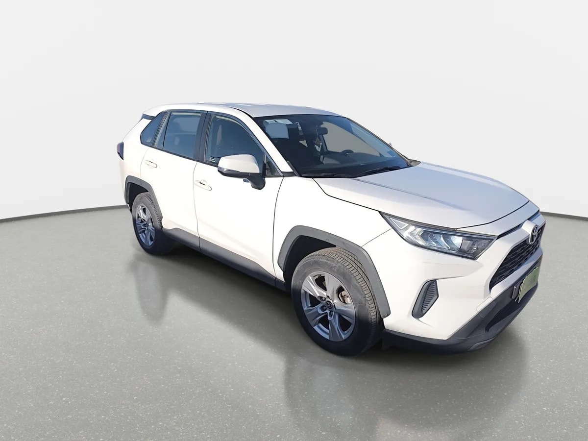 Toyota Rav 4 2.0 Le 4x2 Mt 5p año 2021