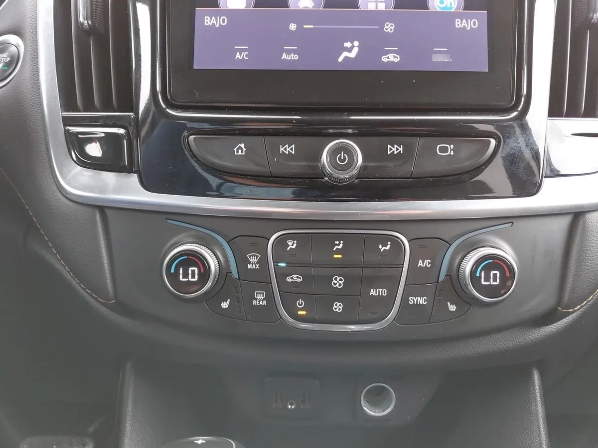 Chevrolet Traverse 3.6l Lt Fwd Ii At 5p año 2020